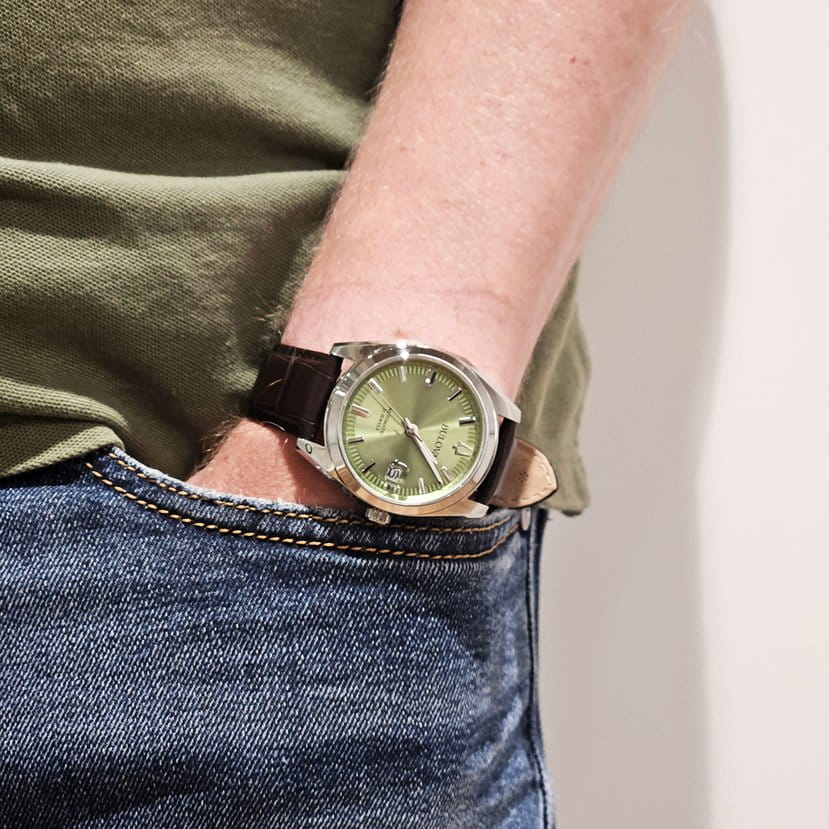 Оригинальные часы Bulova Bulova Surveyor 96B427 механические калибр механизма  общий вид