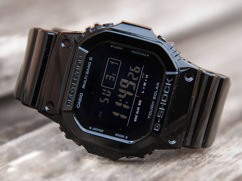Casio Casio G-Shock GW-M5610BB-1  - задняя крышка пластик корпуса, япония часы